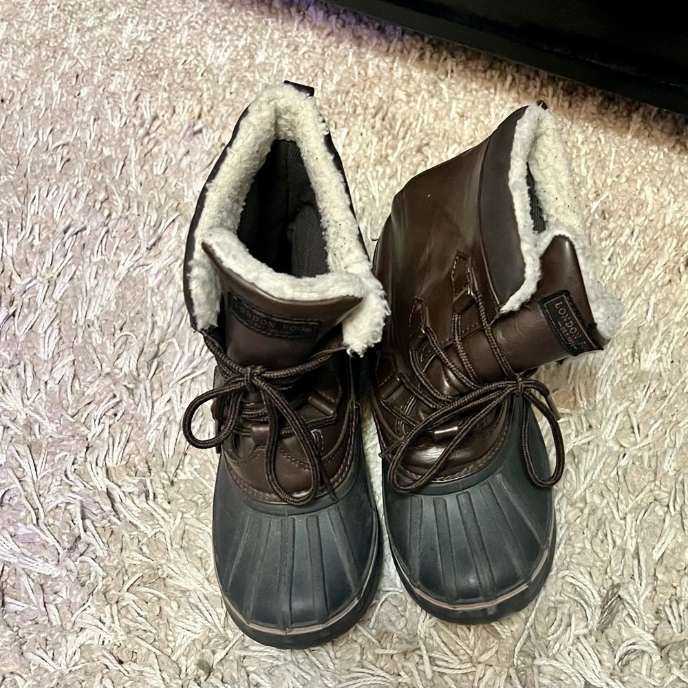 London Fog snow boots (boys)